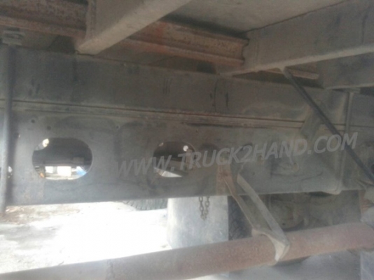 รถบรรทุก 6 ล้อ ISUZU กระบะบรรทุก 195 แรงม้า