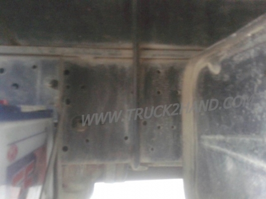 รถบรรทุก 6 ล้อ ISUZU กระบะบรรทุก 195 แรงม้า