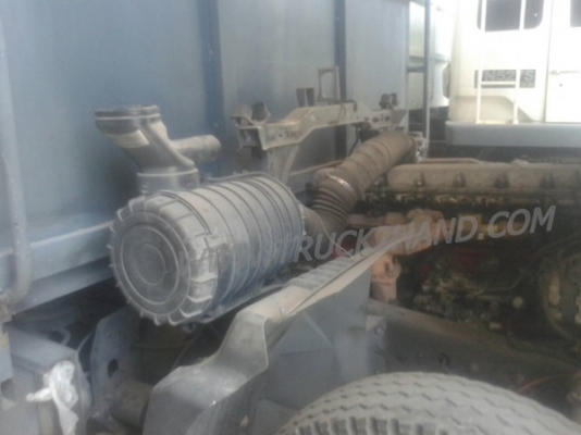 รถบรรทุก 6 ล้อ ISUZU กระบะบรรทุก 195 แรงม้า