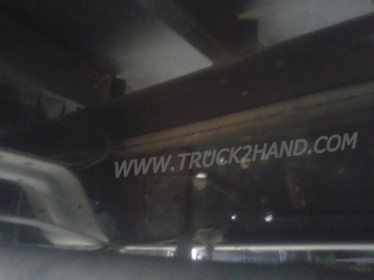 รถบรรทุก 6 ล้อ ISUZU กระบะบรรทุก 195 แรงม้า