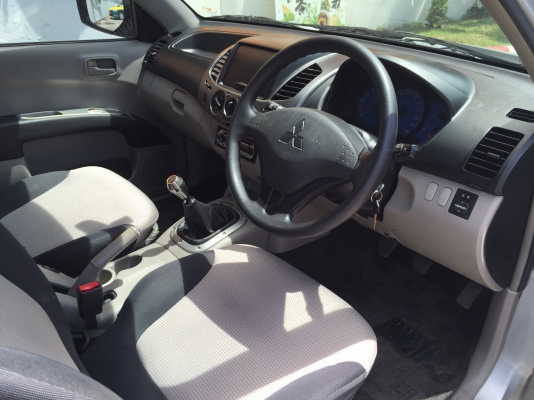 ขายมิตซูไตรตันสวยๆครับ