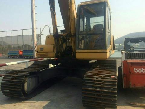 ขายรถแบคโฮ KOMATSU pc 300-6บูมอามร์ยาวสวยพร้อมใช้เอกสารเล่มทะเบียนราคา1,600,000 ขายรถแบคโฮ KOMATSU pc 300-6บูมอามร์ยาวสวยพร้อมใช้เอกสารเล่มทะเบียนราคา1,600,000
