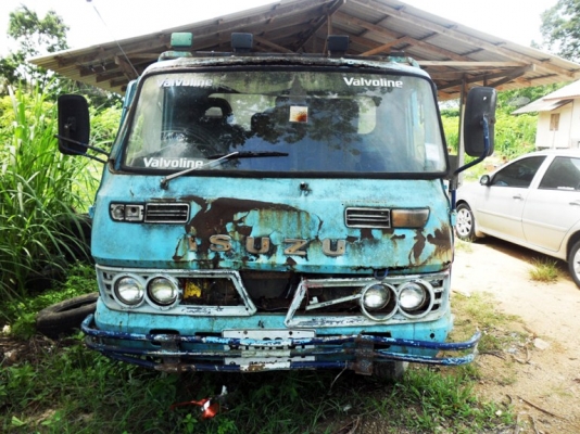 ขายรถบรรทุก 6 ล้อ ISUZU ท้ายลาด (ทะเบียน) บรรทุกแบ๊คโฮ PC-20 ถึง PC-60 ได้ (ราคาสุดท้ายครับ) ขายรถบรรทุก 6 ล้อ ISUZU ท้ายลาด (ทะเบียน) บรรทุกแบ๊คโฮ PC-20 ถึง PC-60 ได้ (ราคาสุดท้ายครับ)