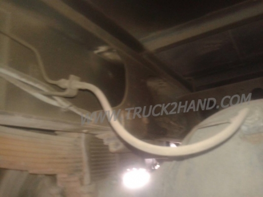 รถบรรทุก 6 ล้อ HINO สมอทอง