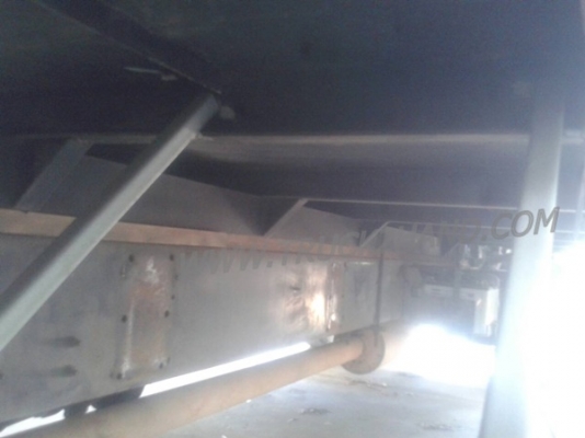 รถบรรทุก 6 ล้อ HINO สมอทอง