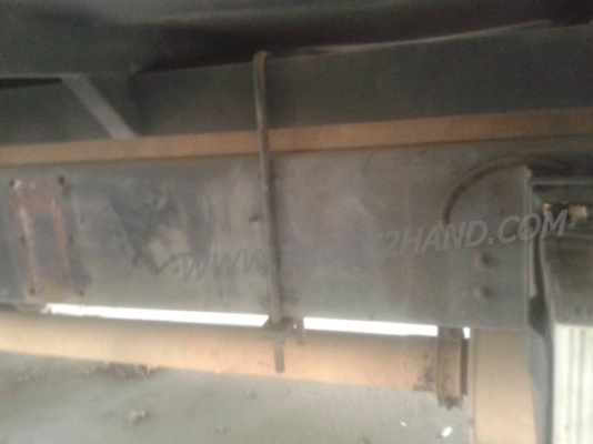 รถบรรทุก 6 ล้อ HINO สมอทอง