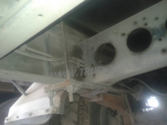 รถบรรทุก 6 ล้อ HINO สมอทอง