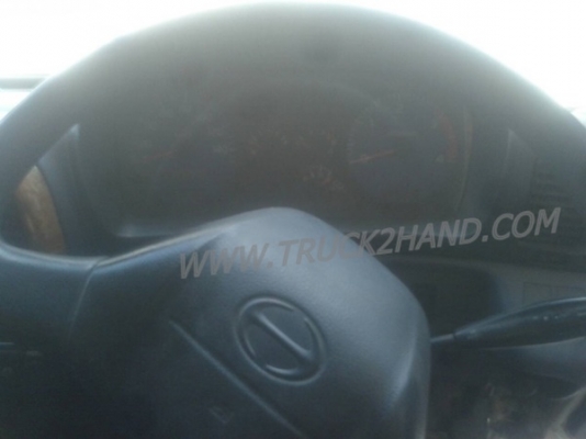 รถบรรทุก 6 ล้อ HINO สมอทอง