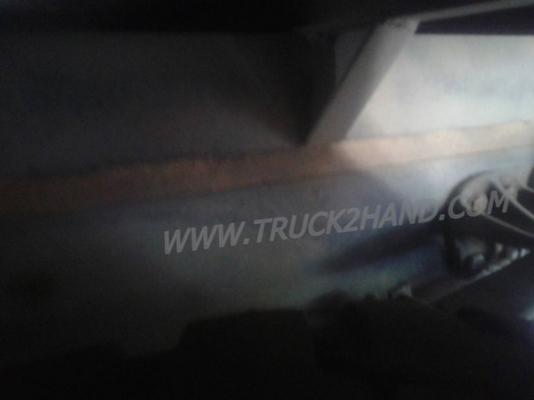 รถบรรทุก 6 ล้อ HINO สมอทอง