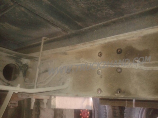 รถบรรทุก 6 ล้อ HINO สมอทอง