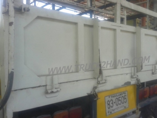 รถบรรทุก 6 ล้อ HINO สมอทอง