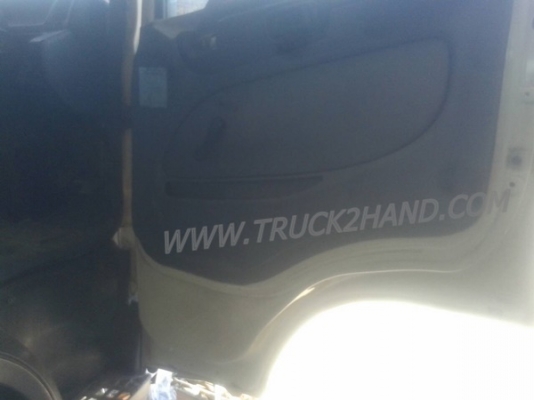 รถบรรทุก 6 ล้อ HINO สมอทอง