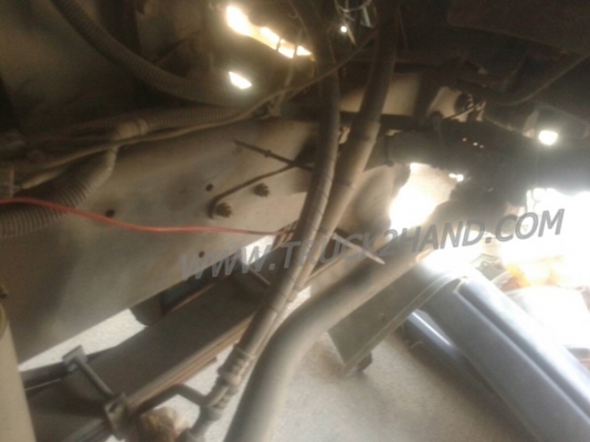 รถบรรทุก 6 ล้อ HINO สมอทอง