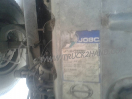 รถบรรทุก 6 ล้อ HINO สมอทอง