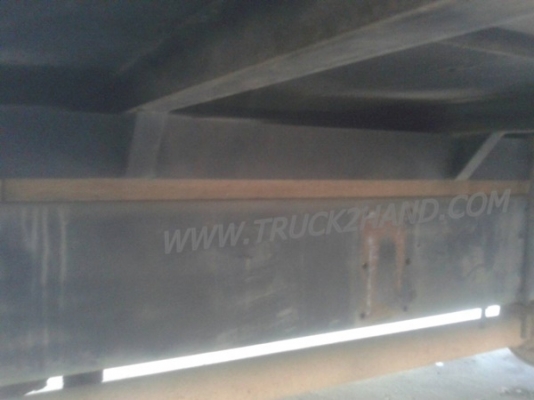 รถบรรทุก 6 ล้อ HINO สมอทอง