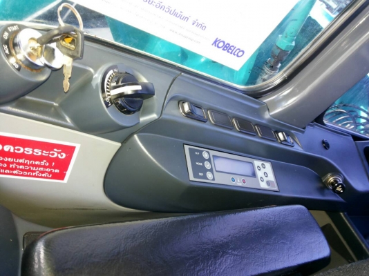 ขาย KOBELCO 200-8 SUPER-X รถ2ปี เอกสารเล่มทะเบียน 2,550,000 บาท