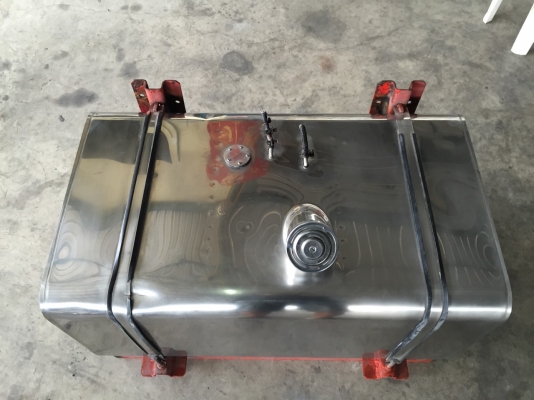 ถังน้ำมันเลส 300 ลิตร เก่าญี่ปุ่น