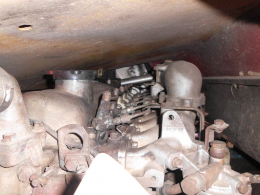 ขายรถเกี่ยวเกษตรพัฒนา อุ้ม 2ตัน ตัวเดิน 10 เครื่อง Hino 195 เทอร์โบ หน้าเกี่ยว 2.8 ปั้มไดกิ้นคู่22 สนใจติดต่อ 0808255385,0810707634 ฉลาดศิลป์