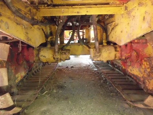 ขายรถเกี่ยวเกษตรพัฒนา อุ้ม 2ตัน ตัวเดิน 10 เครื่อง Hino 195 เทอร์โบ หน้าเกี่ยว 2.8 ปั้มไดกิ้นคู่22 สนใจติดต่อ 0808255385,0810707634 ฉลาดศิลป์