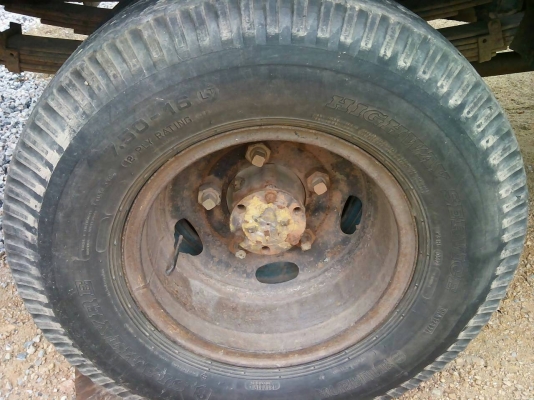 หกล้อ อีซูซุ 100แรงดั้มสามมิตร5คิวยาว3.60ม สภาพดียกหัวได้พร้อมใช้งาน ทะเบียนพร้อมโอน ^^ ขับส่งฮอดบ้านเลย ครับ