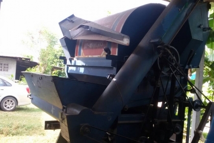 ขายครับของถูกมาอีกแล้วครับผม TL4ล้อกลาง. เครื่อง74 พร้อมกะบะ และตู้สีข้าว. จัมโบ6ฟุตขยาย