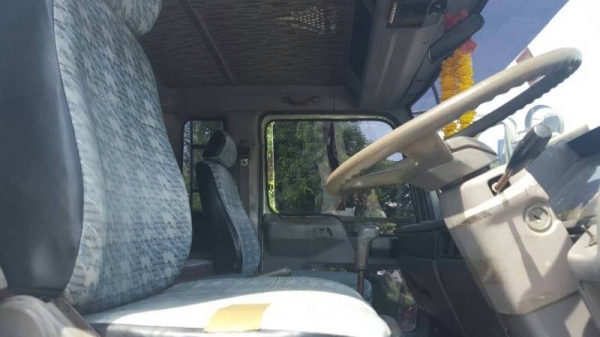 ขายรถดั้มพ์ 6 ล้อ HINO รถห้าง เครื่อง WO6E =165 แรงม้า บรรทุกข้าว พืชผลทางการเกษตรดีครับ