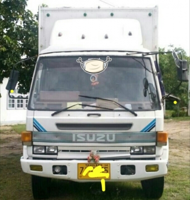 หกล้อใหญ่ อีซูซุ TFR ร็อค195แรง ยาว7.20ม สภาพดีสวยพร้อมใช้งาน ทะเบียนพร้อมโอน ( ราคา 580,000 บ ) ต่อรองได้ครับ