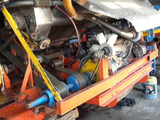 ขายรถเกี่ยวข้าวศิษย์เจริญตัวเดิน12htนอกเครื่องมิสซู 6m61 เทอร์โบแม่ปั้มไดกิ้น23