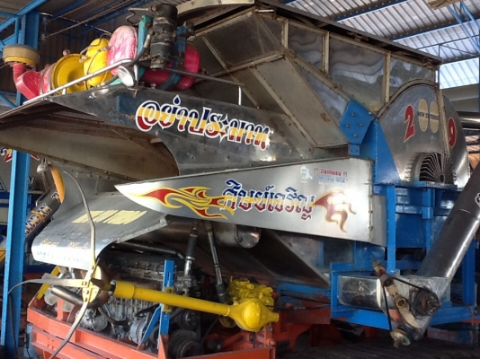 ขายรถเกี่ยวข้าวศิษย์เจริญตัวเดิน12htนอกเครื่องมิสซู 6m61 เทอร์โบแม่ปั้มไดกิ้น23