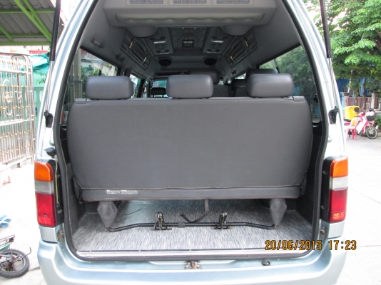 รถตู้ปี04สภาพสดๆเลยครับ5L3000cc รถตู้ปี04สภาพสดๆเลยครับ5L3000cc