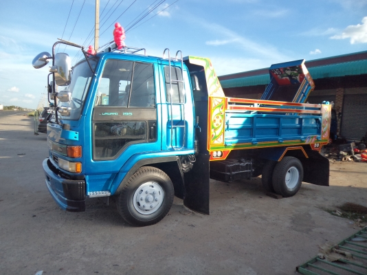 ขายถูกๆ(ไม่มีเล่ม)465000บาทรถอีซูซุร็อก6ล้อดั้มเครื่อง195แรง เบรกทิฟฟี เพาเวอร์