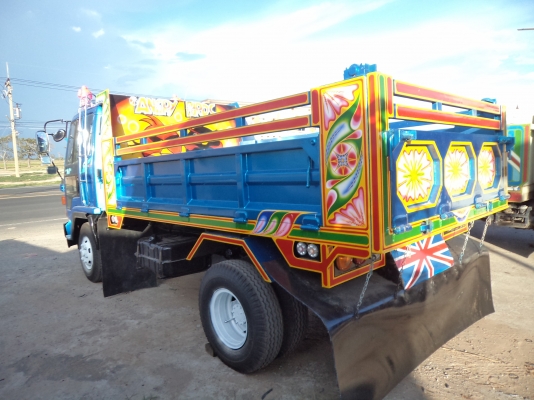 ขายถูกๆ(ไม่มีเล่ม)465000บาทรถอีซูซุร็อก6ล้อดั้มเครื่อง195แรง เบรกทิฟฟี เพาเวอร์