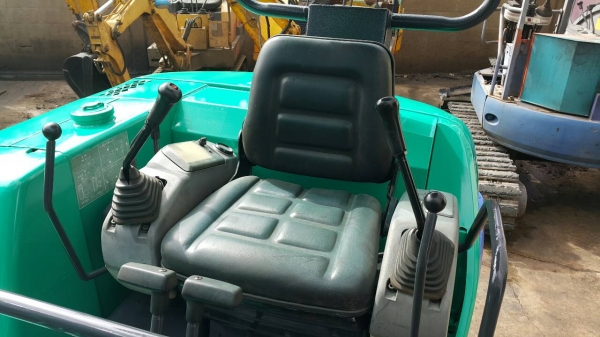 ขาย รถขุด KOMATSU รุ่น PC30-7- มือสองญี่ปุ่น แทร็กเหล็ก สลักแน่น มีไลน์ ใส่ หัวกระแทกได้ เอวแน่นมาก พร้อม ลงงานได้ทันที มือถือ/LINE ID :0818753444 ขาย รถขุด KOMATSU รุ่น PC30-7- มือสองญี่ปุ่น แทร็กเหล็ก สลักแน่น มีไลน์ ใส่ หัวกระแทกได้ เอวแน่นมาก พร้อม ลงงานได้ทันที มือถือ/LINE ID :0818753444