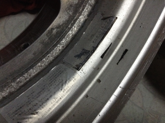 แม็ก japan แท้ Desmond Xrv ขอบ 17 นิ้ว 5 รู 114 มีคู่เดียว