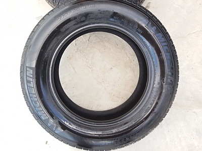 ขายยาง215/65/16 ปี 13  MICHERLIN LATITUDE   4  เส้น