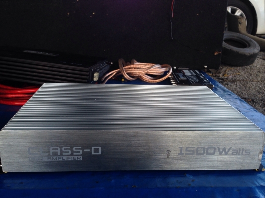 ขายชุดเครื่องเสียงติดรถยนต์ สภาพดี