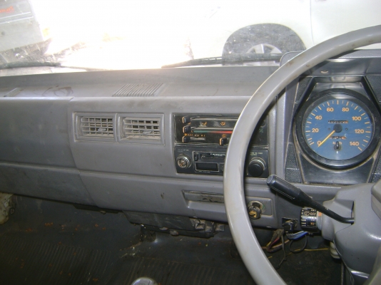 FB 117 แรง (รถประมูล สองแสนสาม กม.)  รถตามภาพ   ราคา  400,000  บาท