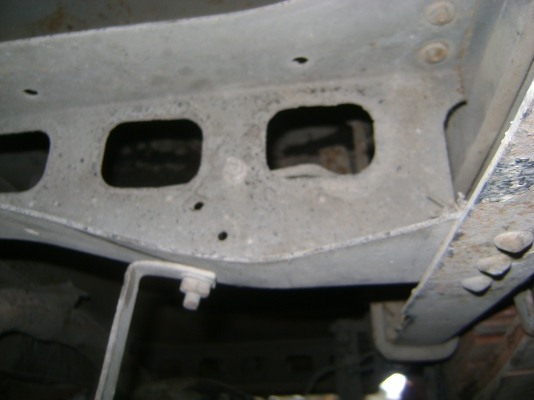 FB 117 แรง (รถประมูล สองแสนสาม กม.)  รถตามภาพ   ราคา  400,000  บาท