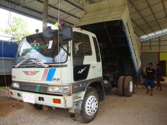 รถดั้ม 6 ล้อใหญ่ HINO *สิงห์ไฮเทค* FF3H 195 แรงม้า *