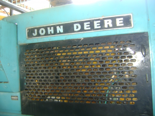 JOHN DEERE  JD 644B  รถขับเคลื่อนได้  ราคา  400,000  บาท