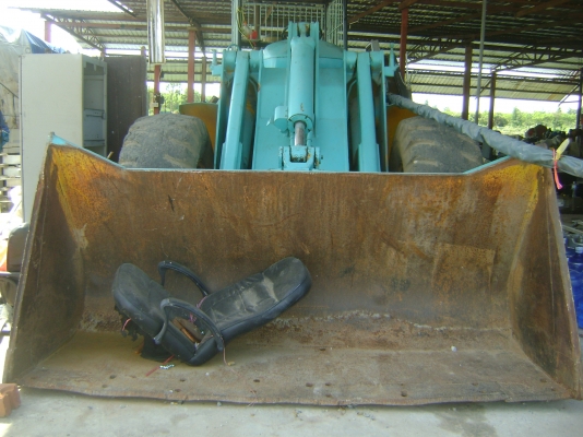 JOHN DEERE  JD 644B  รถขับเคลื่อนได้  ราคา  400,000  บาท