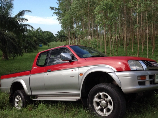 มิตซูบิชิสตราด้า แค็ปโฟวิน ขับเคลื่อน 4 ล้อ มือเดียวป้ายแดง มิตซูบิชิสตราด้า แค็ปโฟวิน ขับเคลื่อน 4 ล้อ มือเดียวป้ายแดง