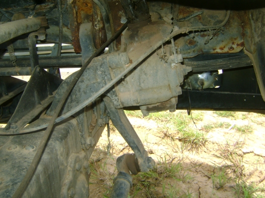 เครื่องEH 700  168 แรง เฮียบ 3 ตัน  ยืดยาว  9 เมตร ( รถหลวง.เอกสารเดือนกว่าๆ ครับ )  ตามภาพ ราคา  480,000  บาท ด่วนๆ ครับราคานี้