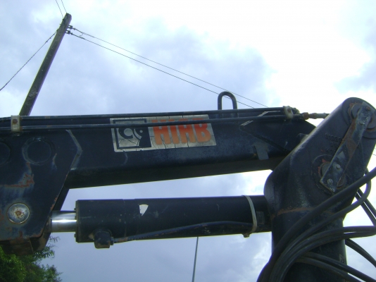 เครื่องEH 700  168 แรง เฮียบ 3 ตัน  ยืดยาว  9 เมตร ( รถหลวง.เอกสารเดือนกว่าๆ ครับ )  ตามภาพ ราคา  480,000  บาท ด่วนๆ ครับราคานี้