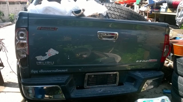 ขายตามสภาพ ISUZU DMAX Super Titanium ปี 2011 เครื่อง 2.5 Hilander 4 ประตู ไม่โดนเครื่อง เอกสารทะเบียนครบครับ