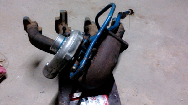 ขายเทอร์โบรถไถฟอร์ด  เขาควาย  แป๊บน้ำมัน  ครบชุด