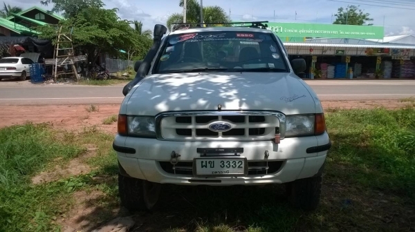 ขาย FORD เครื่อง 2.9 4X4 ปี 2002 สภาพสวยพร้อมใช้งาน ทะเบียนพร้อมโอน