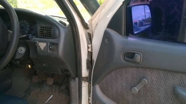 ขาย FORD เครื่อง 2.9 4X4 ปี 2002 สภาพสวยพร้อมใช้งาน ทะเบียนพร้อมโอน