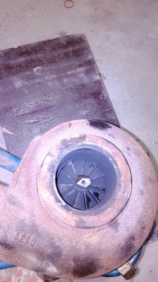 ขายเทอร์โบรถไถฟอร์ด  เขาควาย  แป๊บน้ำมัน  ครบชุด