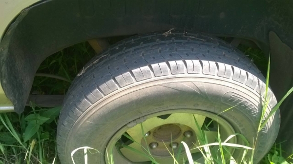 ขาย NISSAN BIG M ปี 37 เครื่องดี คัสซีสวย มีแอร์ ไม่เวอร์ ทะเบียนพร้อมโอน